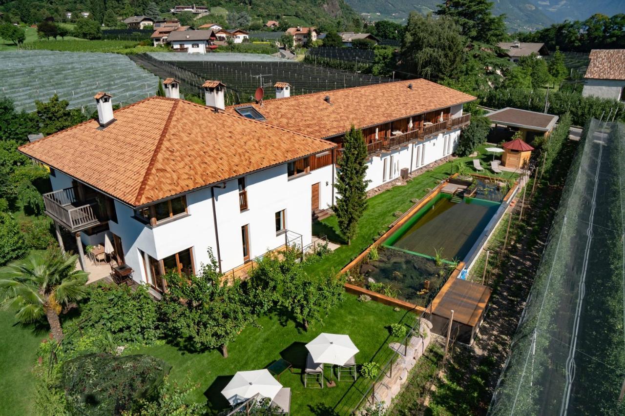 St. Ulrichhof Apartment Lana Bagian luar foto
