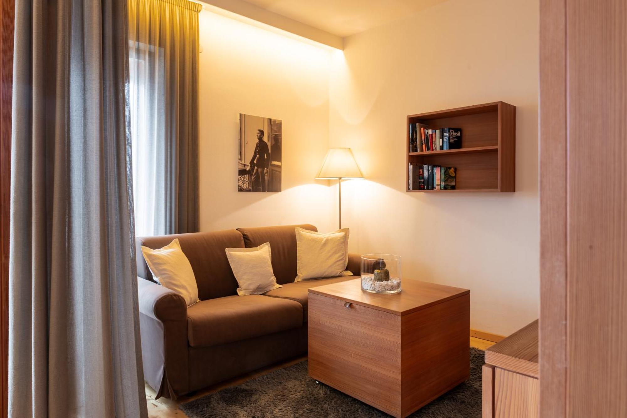 St. Ulrichhof Apartment Lana Bagian luar foto