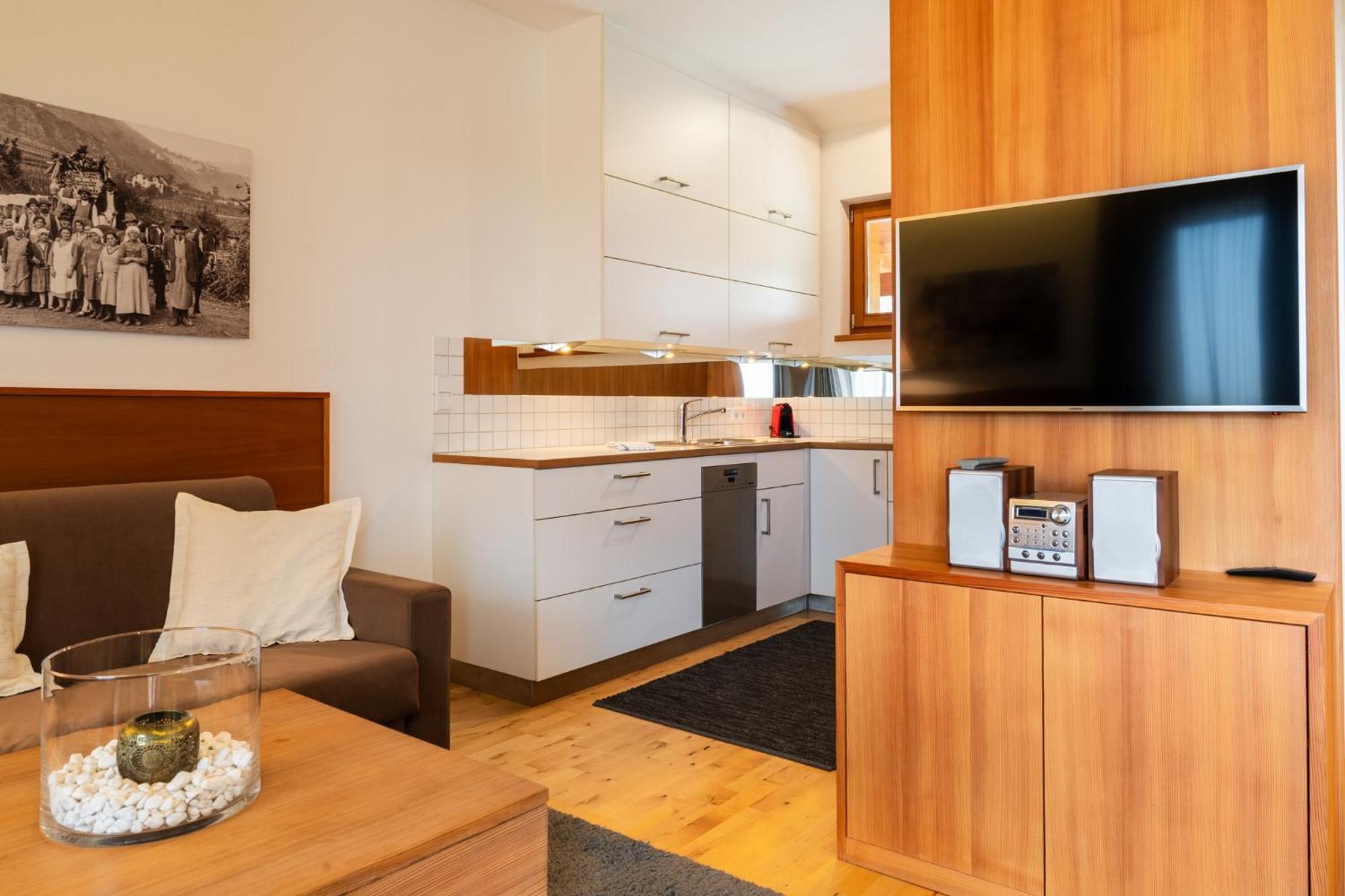 St. Ulrichhof Apartment Lana Bagian luar foto
