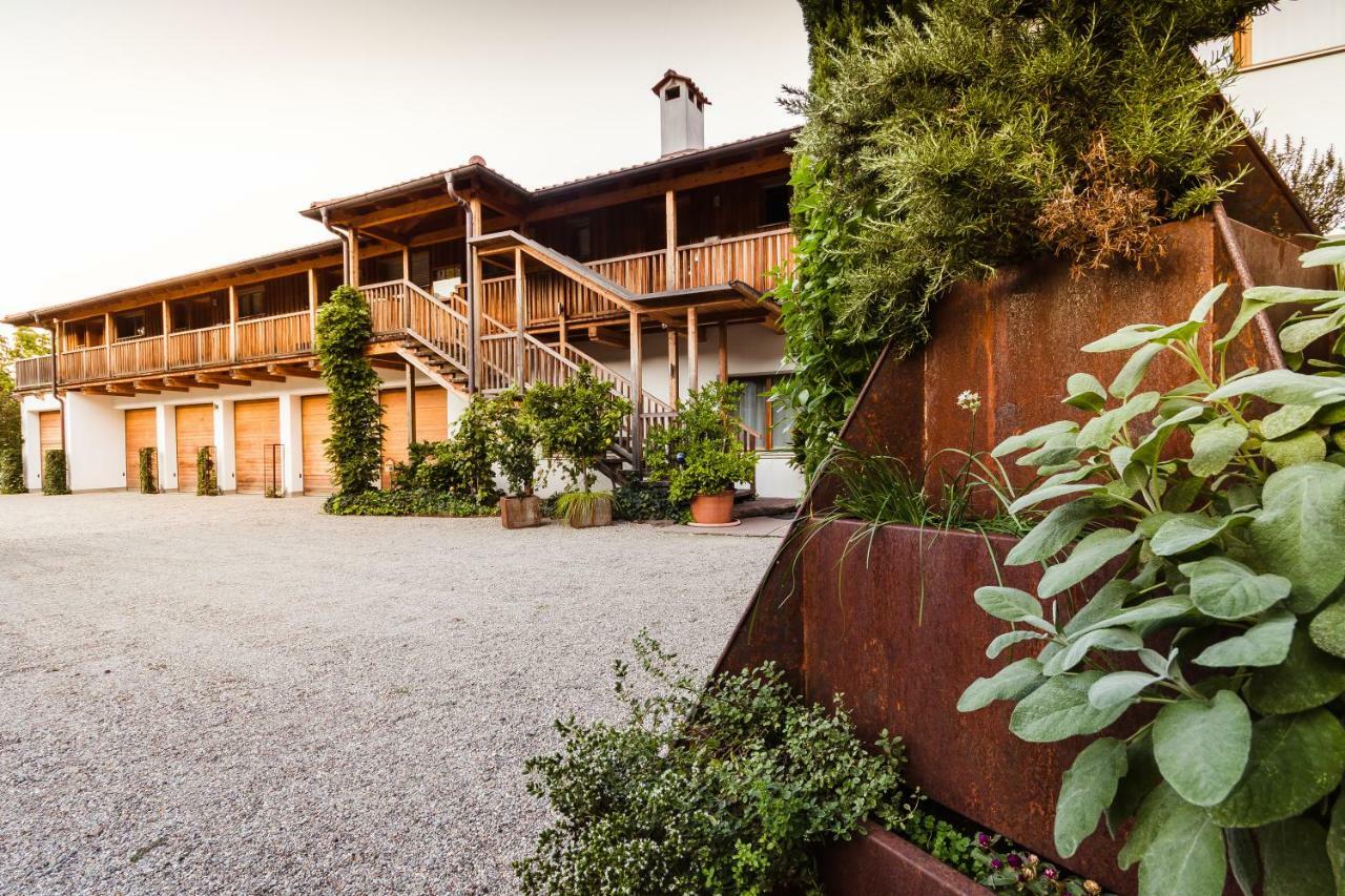 St. Ulrichhof Apartment Lana Bagian luar foto